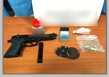 Συνελήφθη στη Σκιάθο για κάνναβη και όπλο