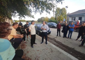 Επιτόπιες επαφές του Νίκου Σακκά με τους κατοίκους των χωριών