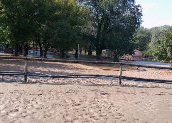 Διακοπή κυκλοφορίας στον κεντρικό δρόμο Παραποτάμου