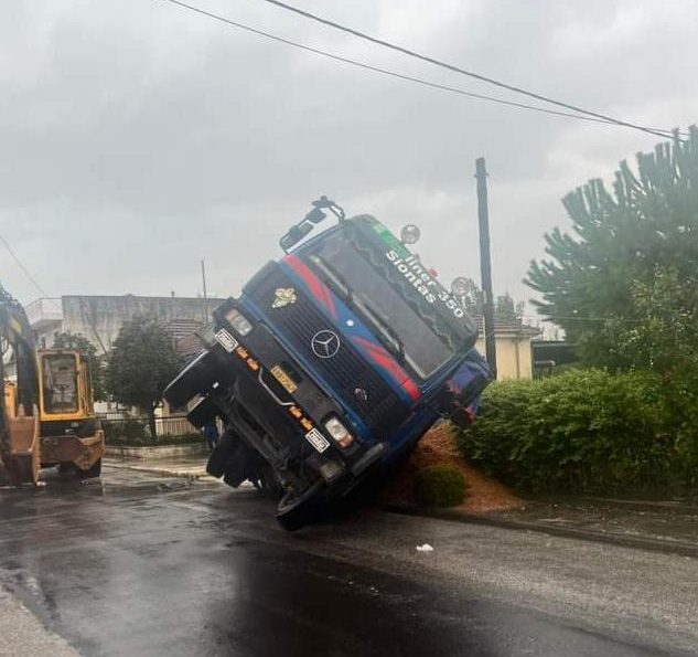 Τεράστιες ζημιές σε Πηνειάδα, Κεραμίδι, Φαρκαδόνα, Κρήνη