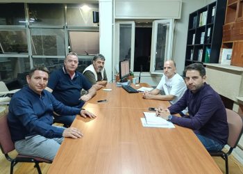 Στη Νομαρχιακή Επιτροπή του Τ.Ε.Ε Τρικάλων ο Θοδωρής Χήρας με συνεργάτες του
