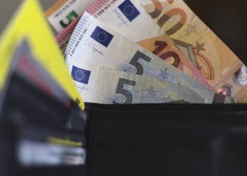 Αυγούστου: Έγινε η κλήρωση – Ποιοι κερδίζουν από 1.000 έως 50.000 ευρώ