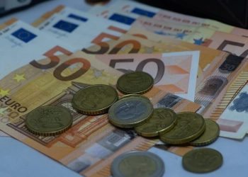 Συντάξεις, τριετίες και επιδόματα – Τι αλλάζει, ποιοι παίρνουν αυξήσεις και ποιοι οι μεγάλοι χαμένοι
