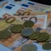 Συντάξεις, τριετίες και επιδόματα – Τι αλλάζει, ποιοι παίρνουν αυξήσεις και ποιοι οι μεγάλοι χαμένοι