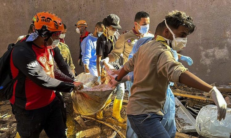 Λιβύη: Υπάρχουν ελπίδες για την ανεύρεση επιζώντων, σύμφωνα με τον Ερυθρό Σταυρό
