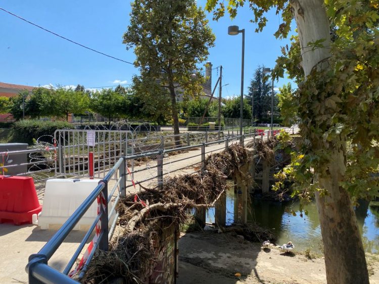 Η κατάσταση στο οδικό δίκτυο των Τρικάλων-Κλειστές και πεζογέφυρες στην πόλη
