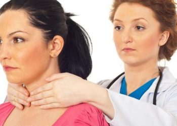 Υπερθυρεοειδισμός: Δείτε τα συμπτώματα που συνήθως αγνοούμε