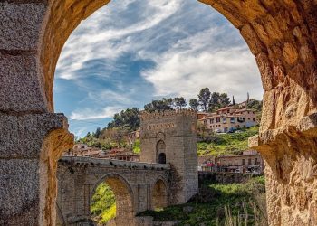 Ισπανία: 5 «άχαστα» μέρη για να τη γνωρίσεις πραγματικά
