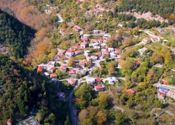 Χρύσω: Ένα υπέροχο «κρυμμένο» χωριό στα βουνά των Αγράφων