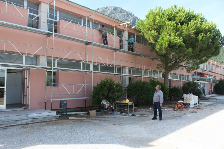 Ο Κώστας Μαράβας στα έργα ενεργειακής αναβάθμισης