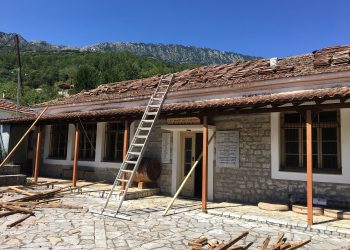 Εργασίες συντήρησης στο Σχολικό Λαογραφικό και Ιστορικό Μουσείο της Πιάλειας
