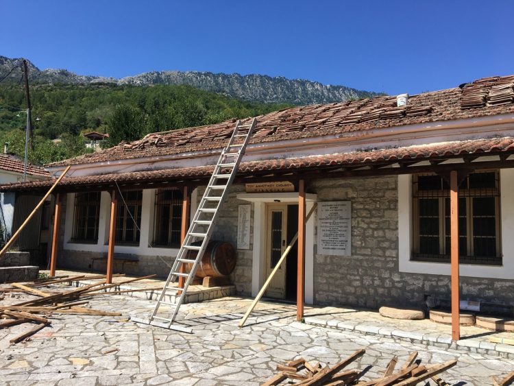 Εργασίες συντήρησης στο Σχολικό Λαογραφικό και Ιστορικό Μουσείο της Πιάλειας