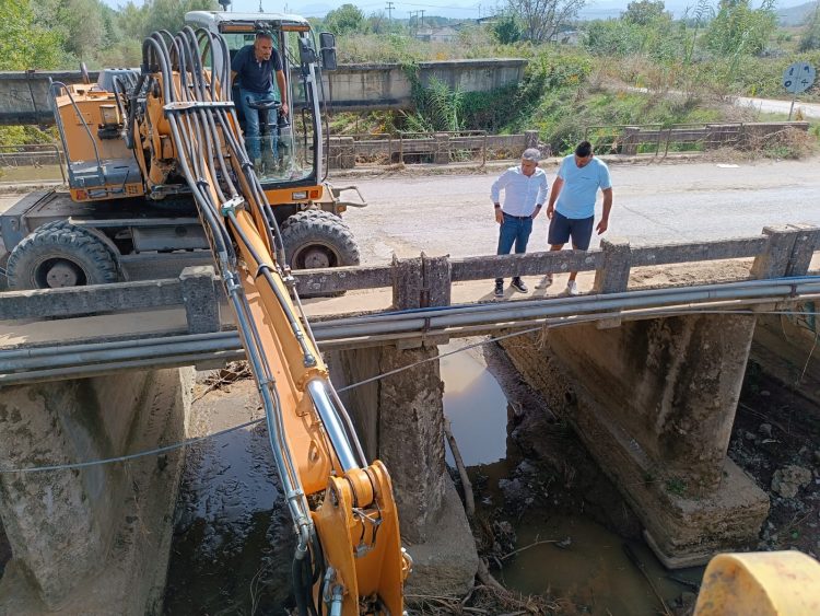 Συνεχίζονται οι εργασίες της Περιφέρειας στους ποταμούς Φαρσαλίτη και Καλέντζη στην Καρδίτσα