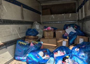 ΔΙΜΕΑ: Κατασχέθηκαν 12.213 απομιμητικά προϊόντα – Πρόστιμο 100.000 ευρώ σε επιχείρηση στην Αττική