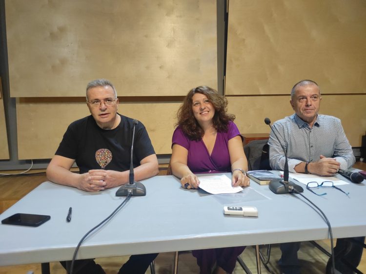 Μουσείο Τσιτσάνη-Παρουσιάστηκε το βιβλίο “ΣΚOΤΕΙΝΟ ΦΩΣ” του Γιώργου Πολυμενάκου