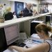 Ποιοι θα λάβουν αυξήσεις: Τι ισχύει για δημόσιους υπάλληλους και συνταξιούχους