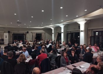 Σεμνή η συγκέντρωση της “Επανεκκίνησης” για τα επινίκια