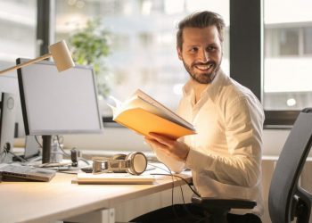 4ήμερη εργασία: Από ποια χώρα μπορεί να παραδειγματιστεί η Ελλάδα;