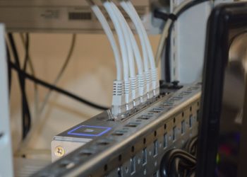 Πρωτιά ακρίβειας… και στο Ίντερνετ: Τελευταία η Ελλάδα στις ταχύτητες πάνω από 100mbps
