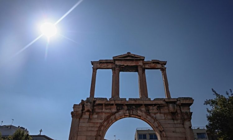 Καιρός: Άνοδος της θερμοκρασίας σε όλη τη χώρα – Πού θα «χτυπήσει» 30άρια