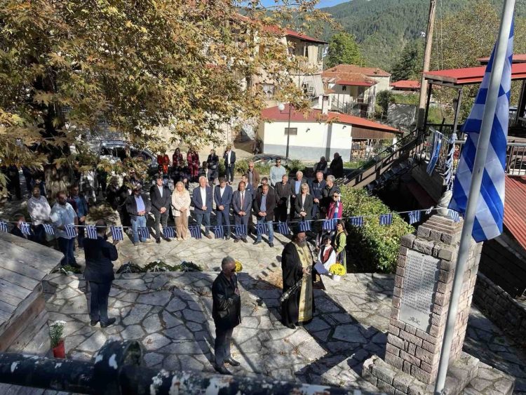 80 χρόνια από το Ολοκαύτωμα της Καστανιάς-Επιμνημόσυνη δέηση για τους 72 Καστανιώτες που έπεσαν θύματα των γερμανικών στρατευμάτων.