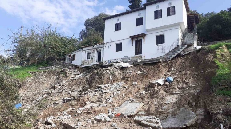 Μακρινίτσα-Χωριό “φάντασμα” μετά τις πλημμύρες