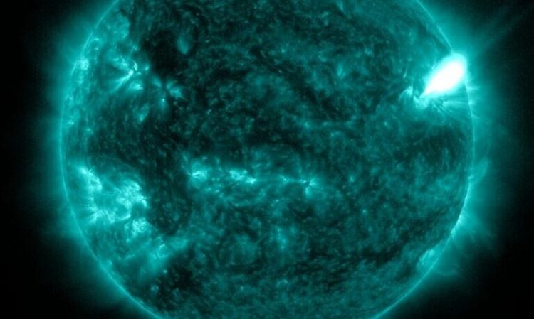 Αστρονόμοι εντόπισαν την πιο μακρινή ραδιοέκρηξη μέχρι σήμερα