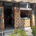 Τρίκαλα: Άνδρας απείλησε την ιδιοκτήτρια ψιλικατζίδικου και την έκλεψε μέρα μεσημέρι
