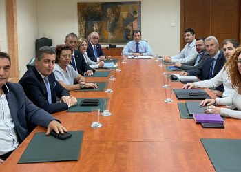 Κώστας Σκρέκας: «Να κρατηθούν σταθερές οι τιμές στο ψωμί»