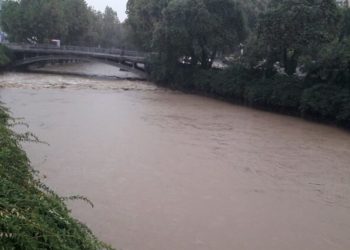 Ενίσχυση αναχωμάτων του Ληθαίου ποταμού