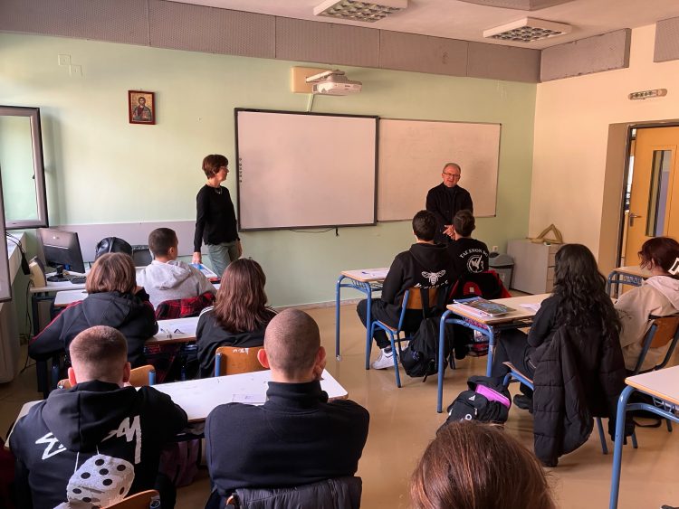 Επίσκεψη του Συμβούλου Εκπαίδευσης Φιλολόγων Τρικάλων Δρ Αγαθοκλή Αζέλη στο Μουσικό σχολείο