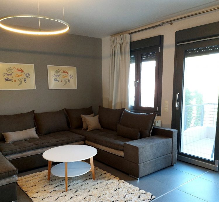Square Apartments … Το νέο συγκρότημα πολυτελών ενοικιαζόμενων κατοικιών AIRBNB στα Τρίκαλα