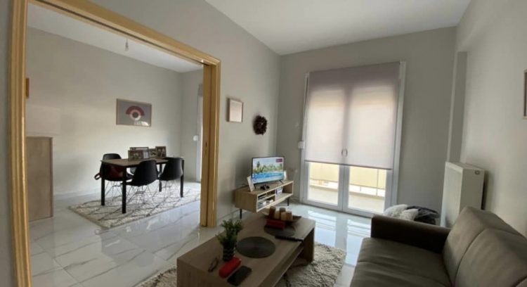 ΠΩΛΕΙΤΑΙ διαμερισμα 86τμ, ριζικά ανακαινισμένο στην οδό Κονδύλη