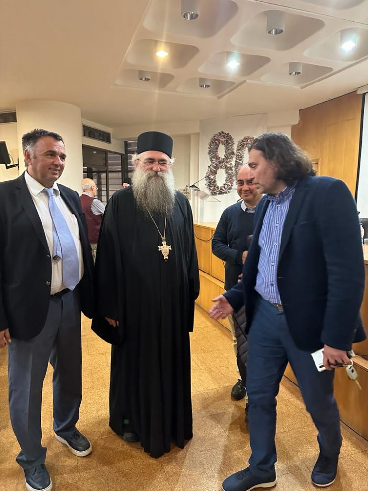 Το Σωματείο Ιεροψαλτών Τρικάλων στην παρουσίαση του βιβλίου ” H οικοδόμηση του καθολικού της Ιεράς Μονής Εσφιγμένου”
