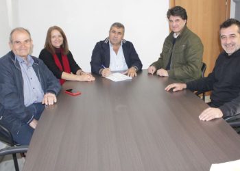 Yπογραφή σύμβασης έργου για το δίκτυο ύδρευσης Δέσης