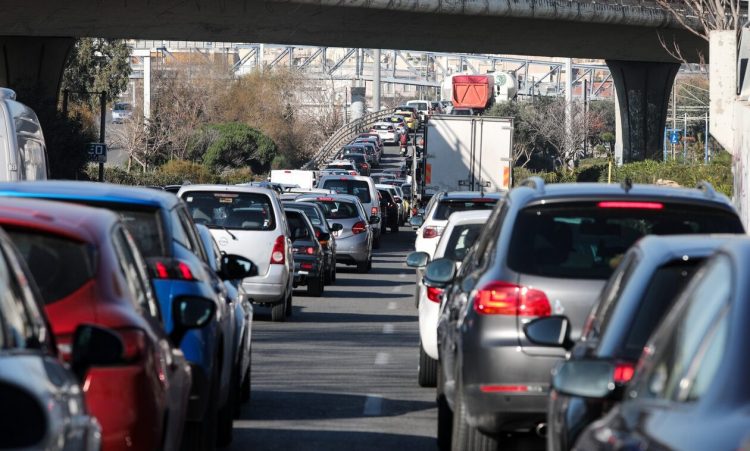 Τέλη κυκλοφορίας: Μέχρι πότε μπορείτε να τα πληρώσετε – Αναλυτικά τα βήματα στην πλατφόρμα