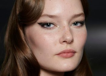 6 eyeliner για να πετύχεις ολόισια γραμμή στο λεπτό