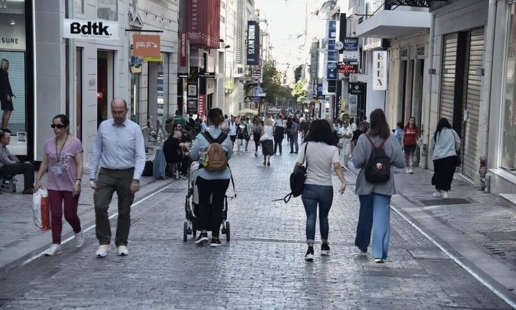 Συντάξεις: Τριπλό Δώρο Χριστουγέννων – Τι μποναμά θα πάρουν οι συνταξιούχοι – Παραδείγματα