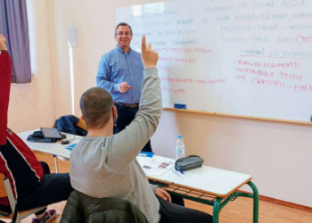 Μάριος Παπαευσταθίου: Η χρήση της τεχνολογίας μπορεί να ενισχύσει τη μάθηση των νέων γενεών