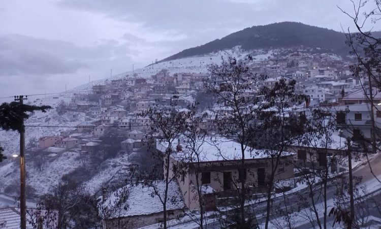 Κακοκαιρία «Bettina»: Νέο έκτακτο δελτίο της ΕΜΥ – Τα πρώτα χιόνια, «βουτιά» θερμοκρασίας