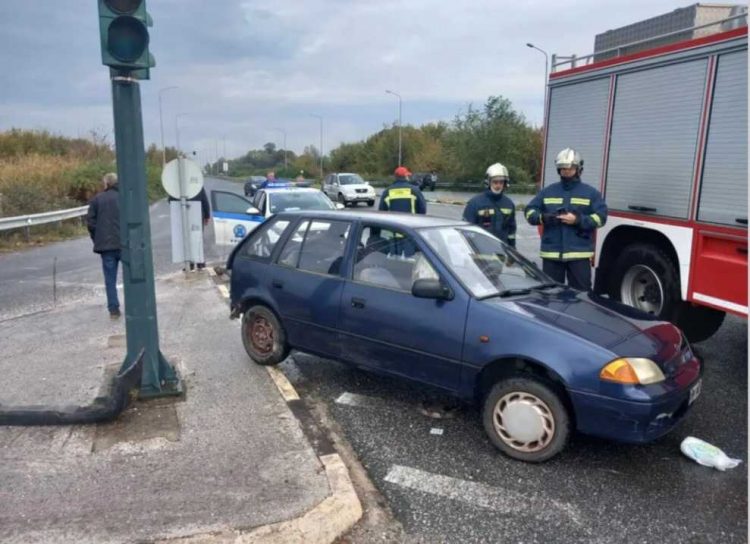 84χρονος τραυματίας σε τροχαίο στον Περιφερειακό, στον κόμβο για Αγ. Αποστόλους