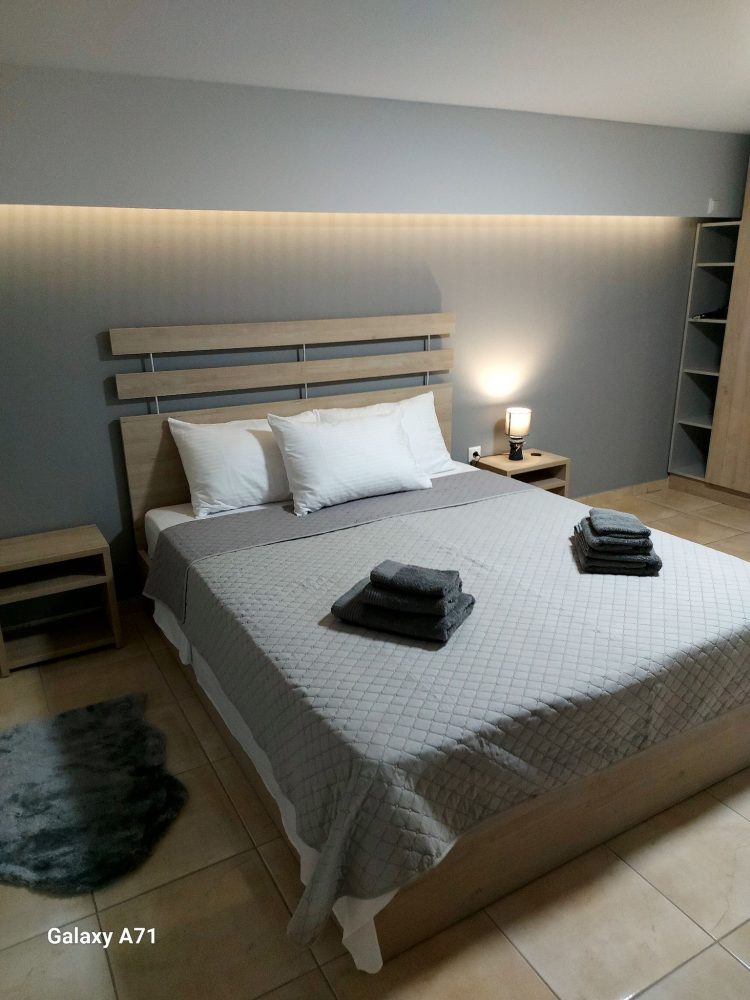 Square Apartments … Το νέο συγκρότημα πολυτελών ενοικιαζόμενων κατοικιών AIRBNB στα Τρίκαλα