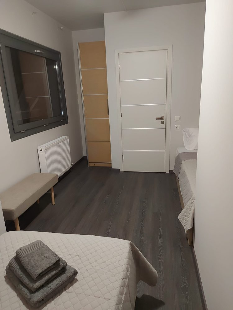 Square Apartments … Το νέο συγκρότημα πολυτελών ενοικιαζόμενων κατοικιών AIRBNB στα Τρίκαλα