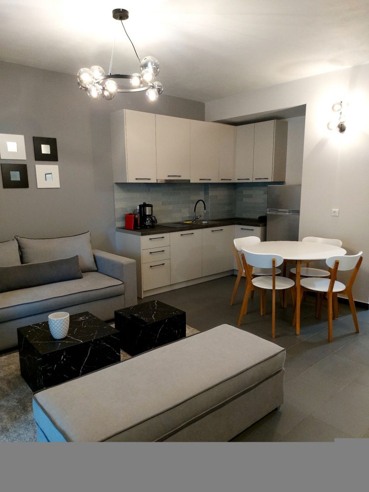 Square Apartments … Το νέο συγκρότημα πολυτελών ενοικιαζόμενων κατοικιών AIRBNB στα Τρίκαλα