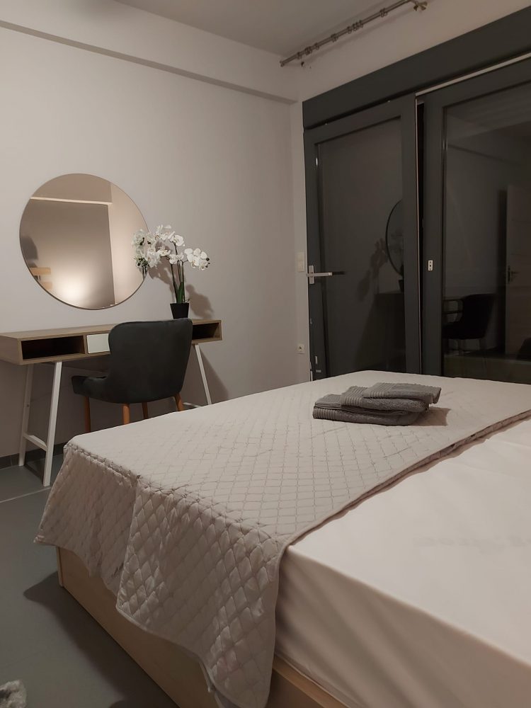 Square Apartments … Το νέο συγκρότημα πολυτελών ενοικιαζόμενων κατοικιών AIRBNB στα Τρίκαλα
