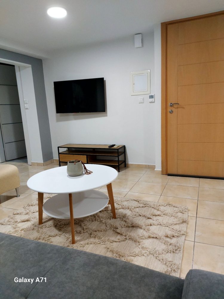 Square Apartments … Το νέο συγκρότημα πολυτελών ενοικιαζόμενων κατοικιών AIRBNB στα Τρίκαλα