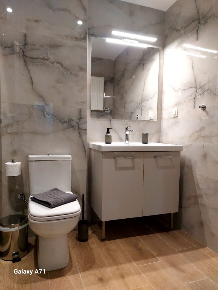 Square Apartments … Το νέο συγκρότημα πολυτελών ενοικιαζόμενων κατοικιών AIRBNB στα Τρίκαλα