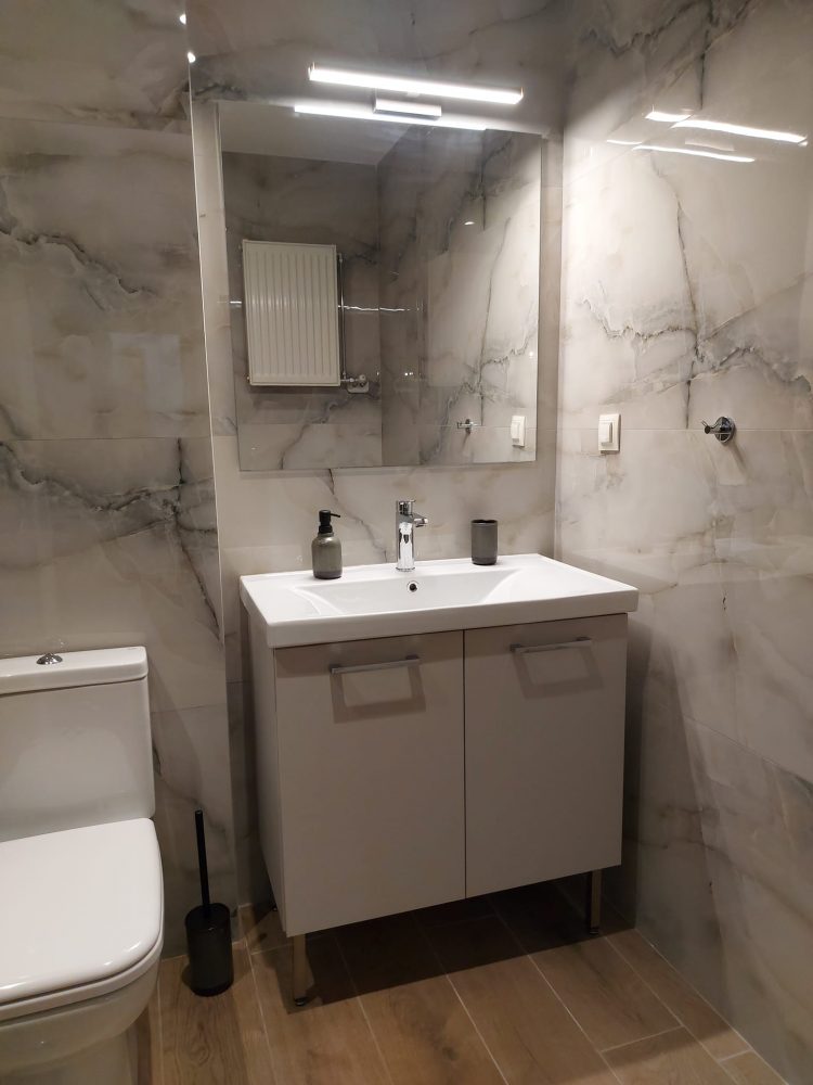 Square Apartments … Το νέο συγκρότημα πολυτελών ενοικιαζόμενων κατοικιών AIRBNB στα Τρίκαλα