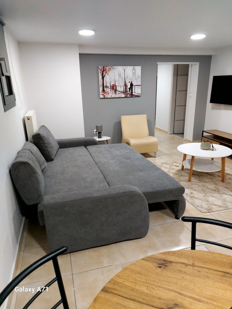 Square Apartments … Το νέο συγκρότημα πολυτελών ενοικιαζόμενων κατοικιών AIRBNB στα Τρίκαλα