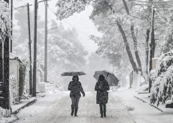 Καιρός – Meteo: Τσουχτερό κρύο και καταιγίδες φέρνει η νέα κακοκαιρία – Πού θα χιονίσει